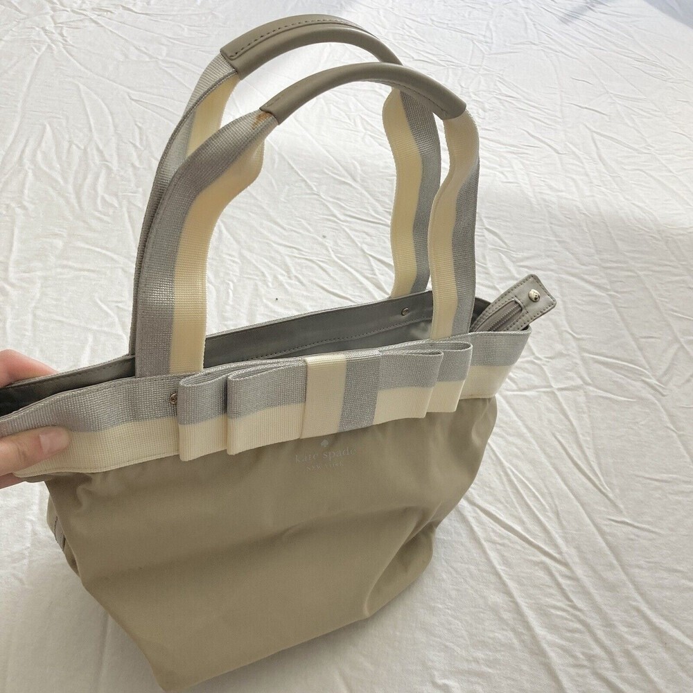 Kate Spade New York Beige Nylon Street Garri Tote Bag Zip Pocket Bow Sparkle